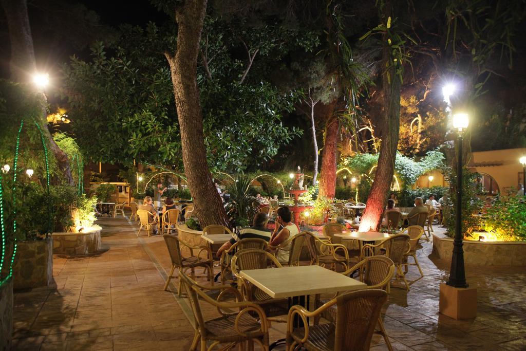 Hotel Baviera Cala Ratjada  Ngoại thất bức ảnh