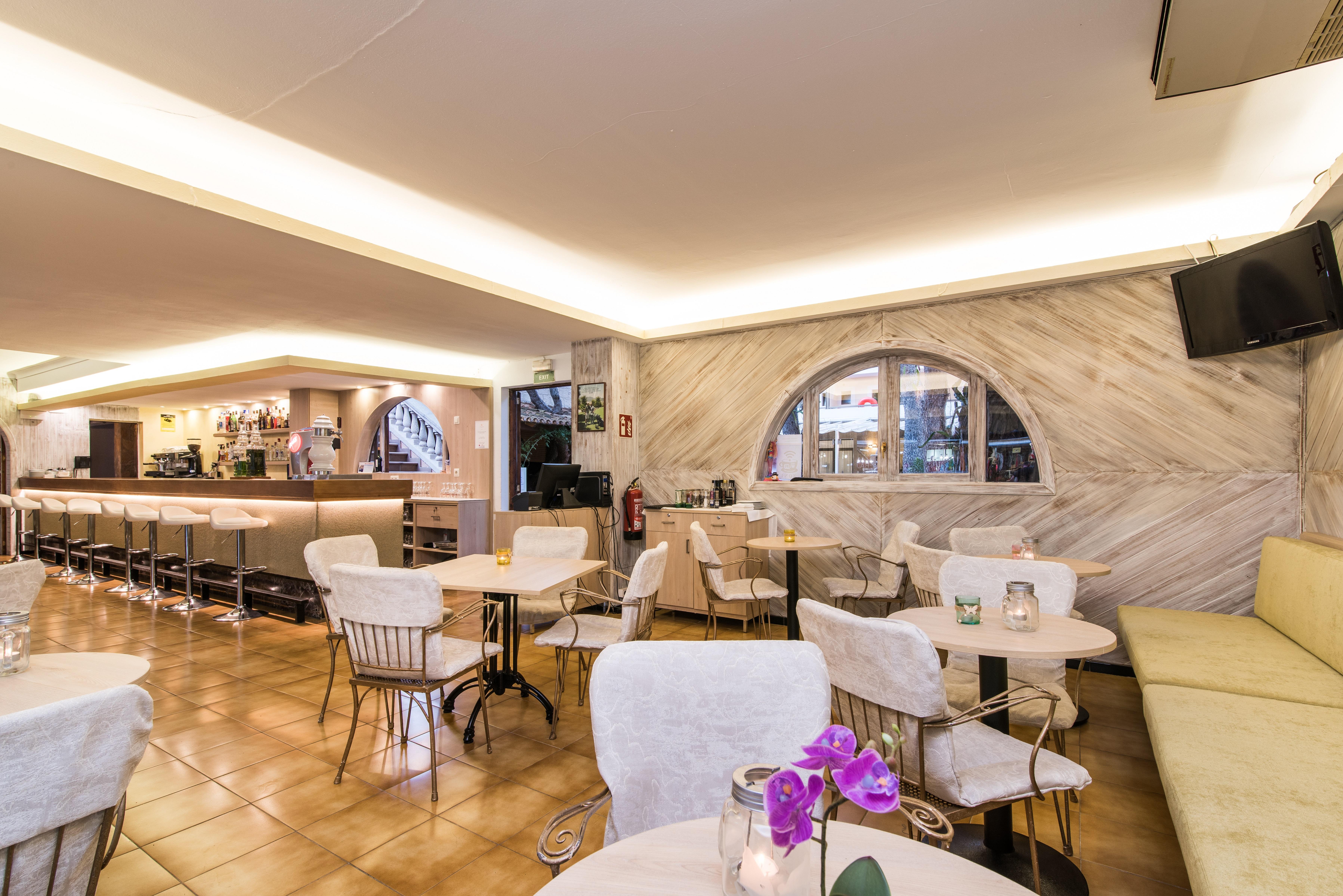 Hotel Baviera Cala Ratjada  Ngoại thất bức ảnh