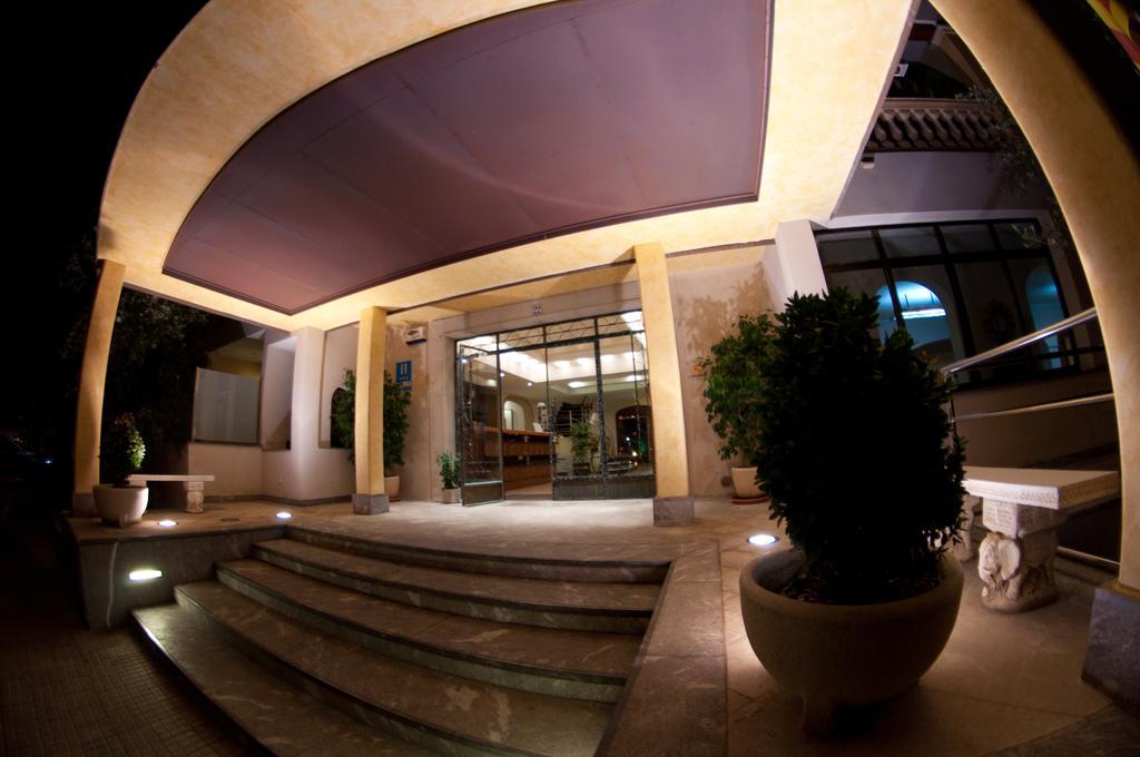 Hotel Baviera Cala Ratjada  Ngoại thất bức ảnh